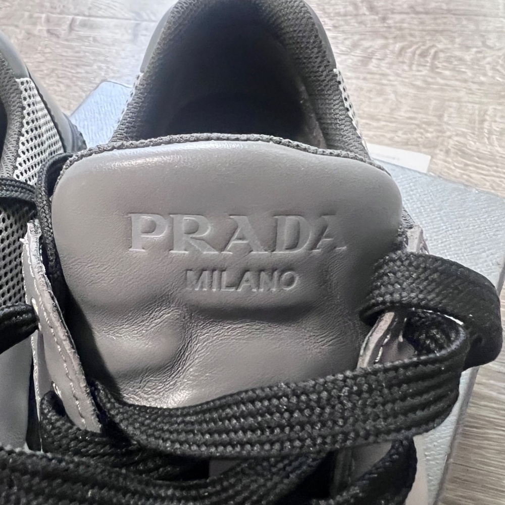 Shoes - Picture 3 of 7